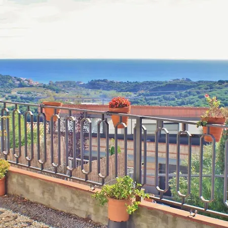 Sleeps 4 Pool